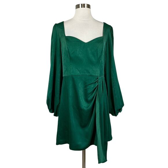 Adrianna Papell Dresses & Skirts - Adrianna Papell Women's A-Line Dress Size 14 Green Satin Long Sleeve Mini